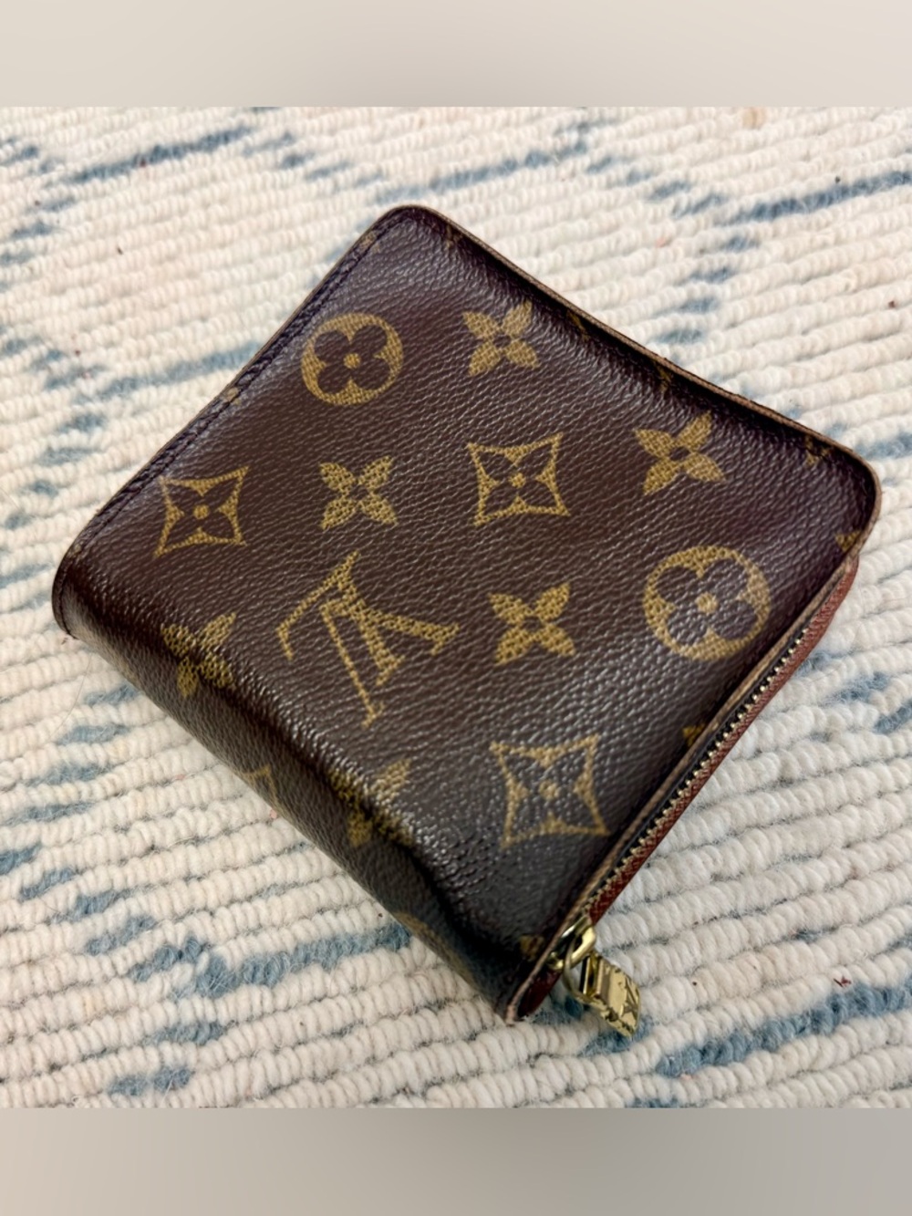 LOUIS VUITTON Vintage Y2K Classic Brown Monogram Leather Compact Bi-Fold Wallet - Picture 10 of 16